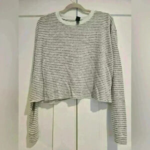 Wild Fable Sweater Grey/White Long Sleeve